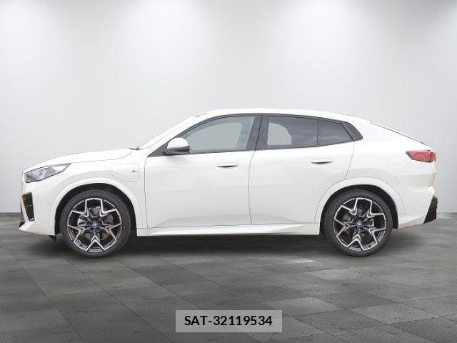 Bmw iX2 2025-03 1264272-5