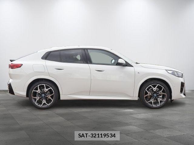 Bmw iX2 2025-03 1264272-6