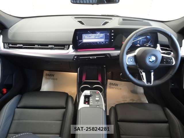 Bmw iX2 2024-09 1353503-2