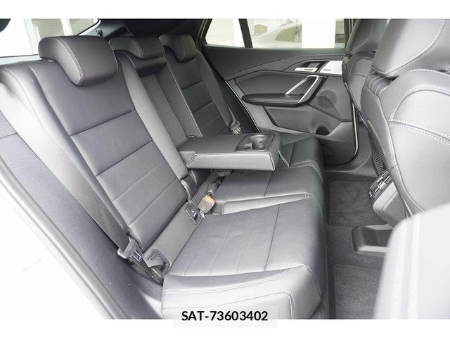 Bmw iX2 2024-08 6212034-11
