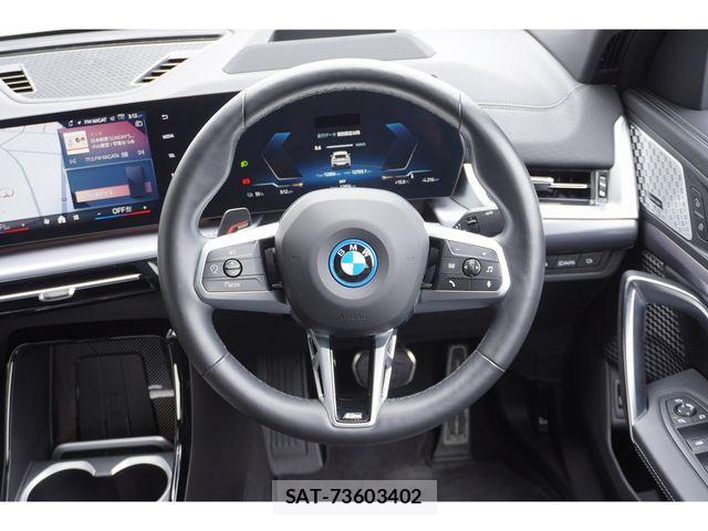 Bmw iX2 2024-08 6212034-16