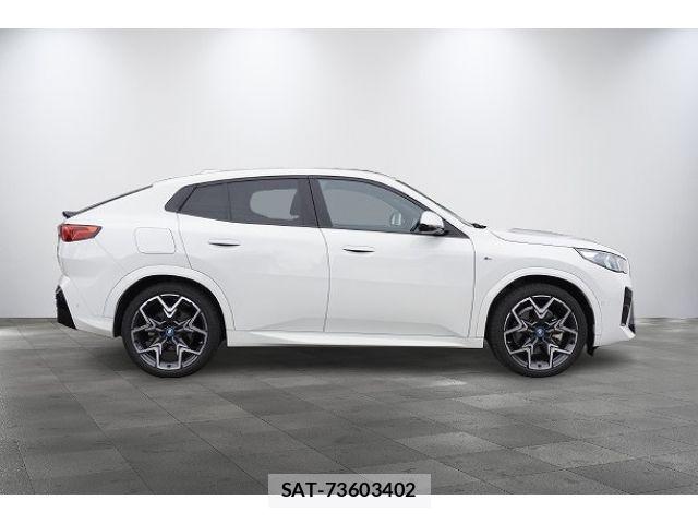 Bmw iX2 2024-08 6212034-5