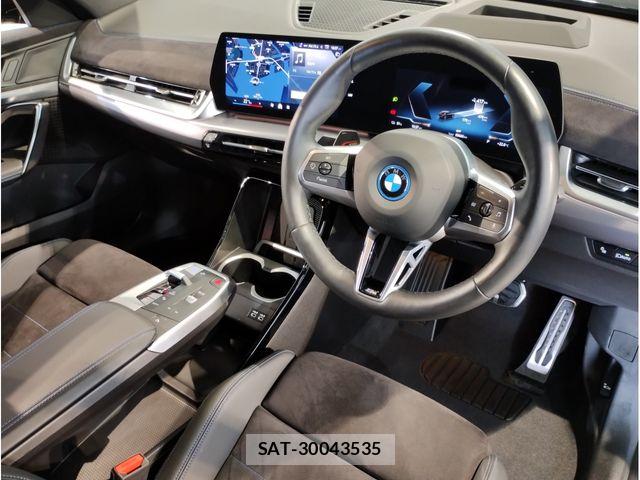 Bmw iX2 2024-11 7057675-18