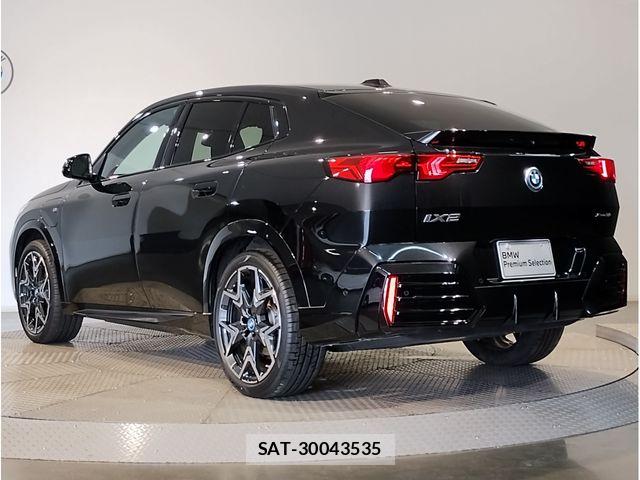 Bmw iX2 2024-11 7057675-2