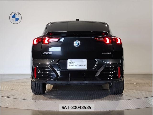 Bmw iX2 2024-11 7057675-5