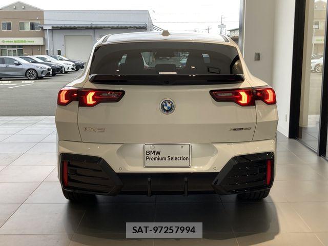 Bmw iX2 2025-09 7453204-11