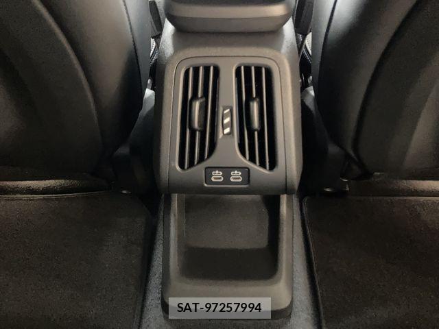 Bmw iX2 2025-09 7453204-23