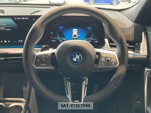 Bmw iX2 2025-09 7453204-25