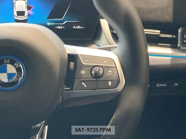 Bmw iX2 2025-09 7453204-26
