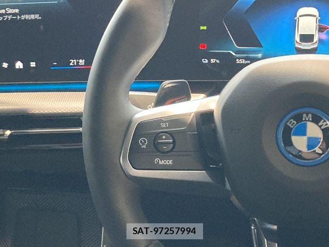 Bmw iX2 2025-09 7453204-27