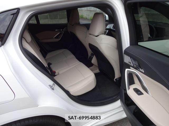 Bmw iX2 2025-04 8523770-13