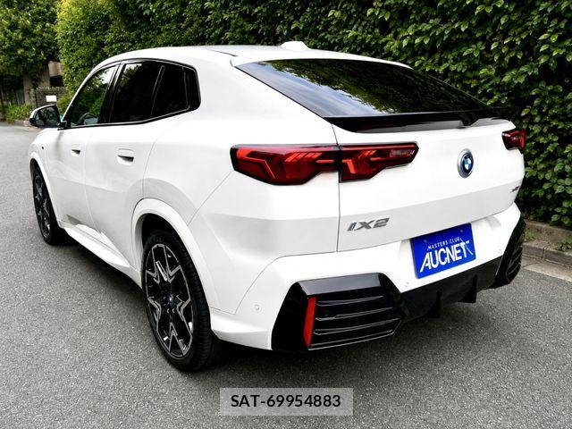 Bmw iX2 2025-04 8523770-6