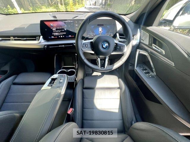 Bmw iX2 2024-10 8848351-7