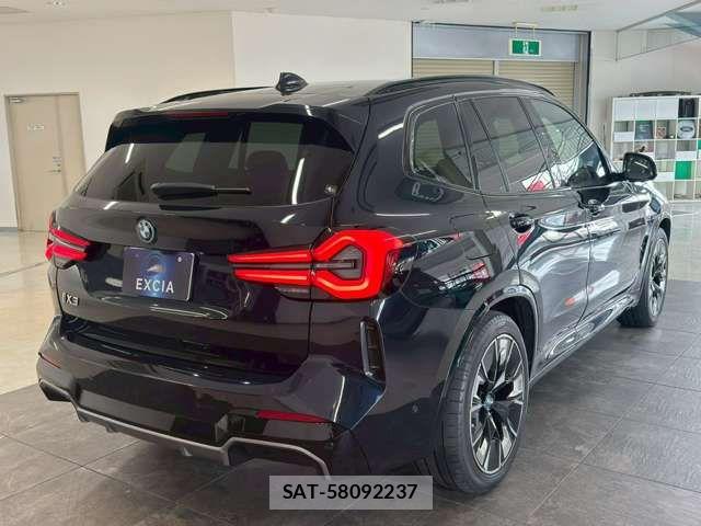 Bmw iX3 2023-09 7615252-12