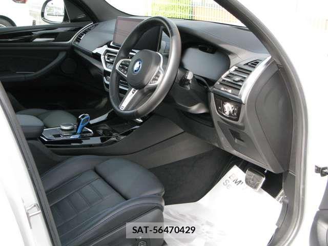 Bmw iX3 2022-04 7721448-10