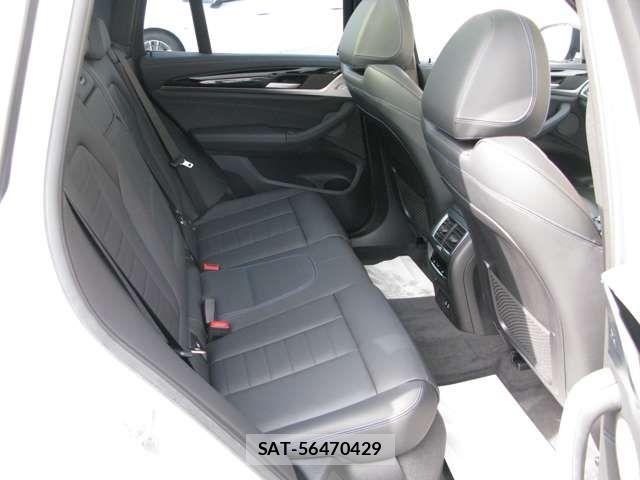 Bmw iX3 2022-04 7721448-12