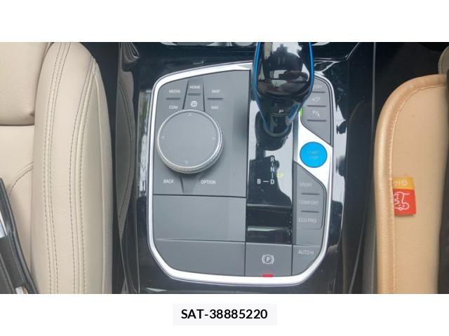 Bmw iX3 2022-06 7875536-25