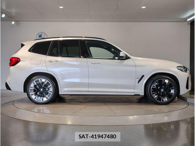 Bmw iX3 2025-11 8073058-7