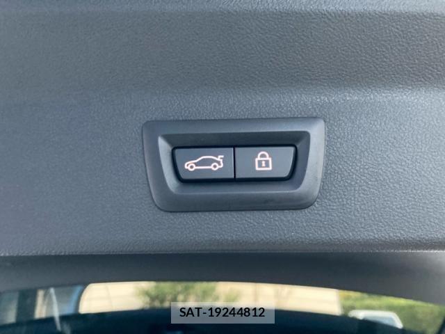 Bmw iX3 2023-06 8335076-9