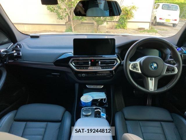 Bmw iX3 2023-06 8335076-14