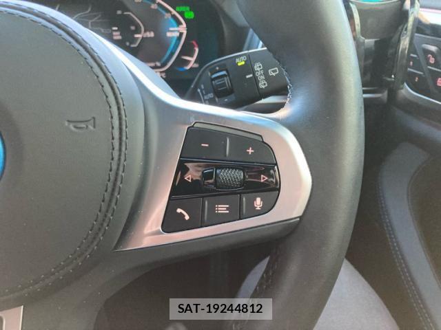 Bmw iX3 2023-06 8335076-20