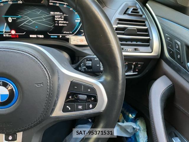 Bmw iX3 2022-07 8371474-19