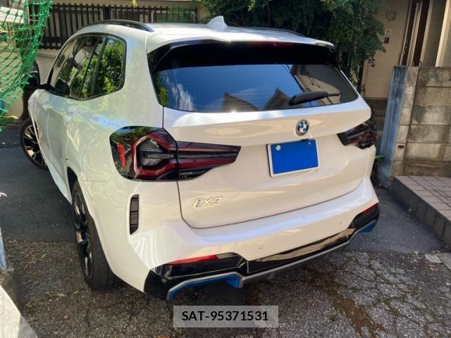 Bmw iX3 2022-07 8371474-3