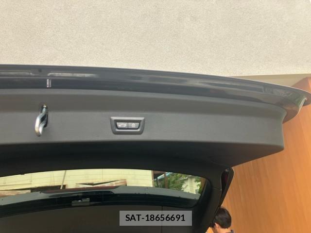 Bmw iX3 2023-03 8878875-11