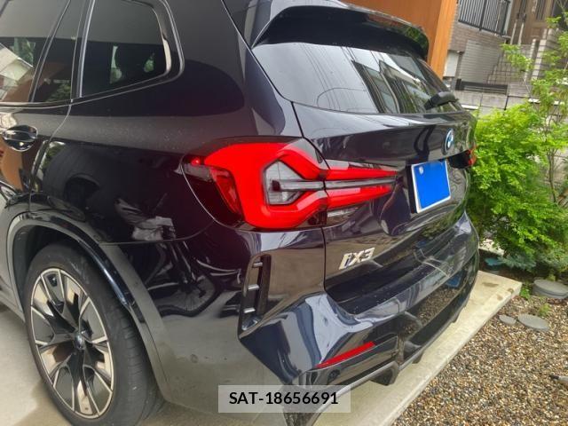 Bmw iX3 2023-03 8878875-2