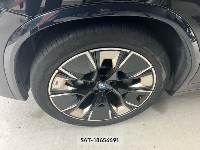 Bmw iX3 2023-03 8878875-7