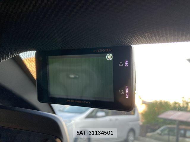 Bmw M3 2019-04 2206931-22