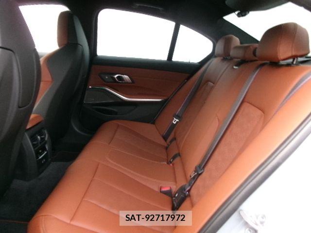 Bmw M3 2021-10 6675184-17