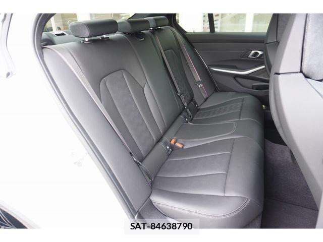 Bmw M3 2026-01 7271622-13