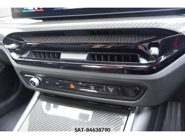 Bmw M3 2026-01 7271622-24