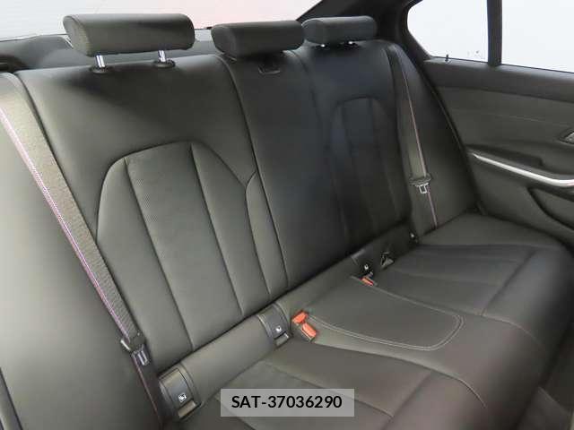 Bmw M3 2023-04 8335081-17