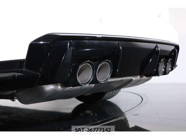 Bmw M4 2021-03 2445580-4