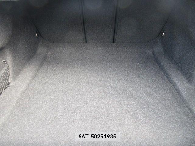 Bmw M4 2023-03 3661678-16