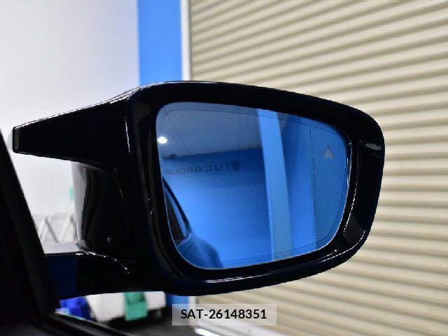 Bmw M4 2021-04 7215376-12