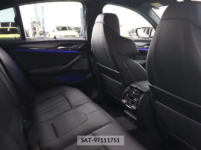 Bmw M5 2018-07 3661689-19