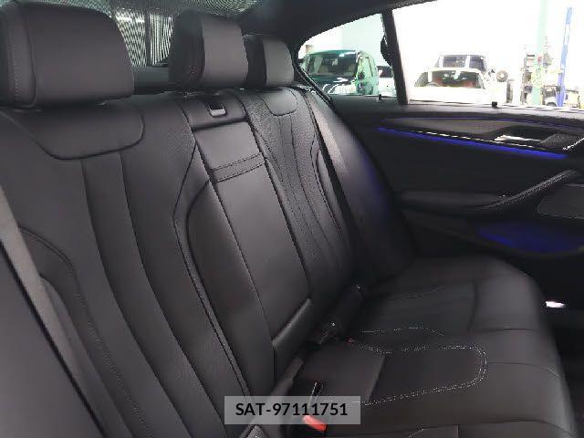 Bmw M5 2018-07 3661689-20
