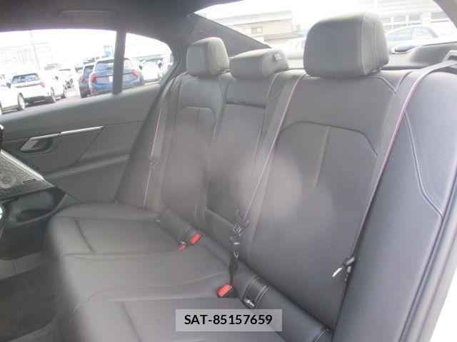 Bmw M5 2025-07 3831816-18