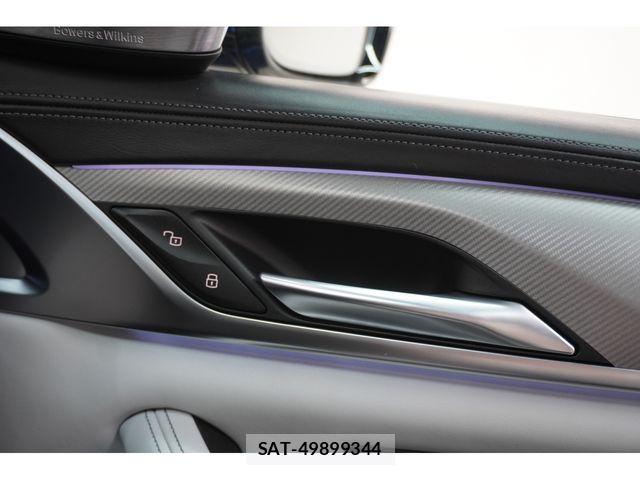 Bmw M5 2018-02 8364947-14