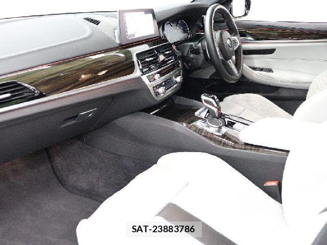 Bmw M5 2019-12 8828052-15