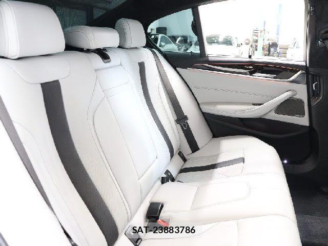 Bmw M5 2019-12 8828052-20