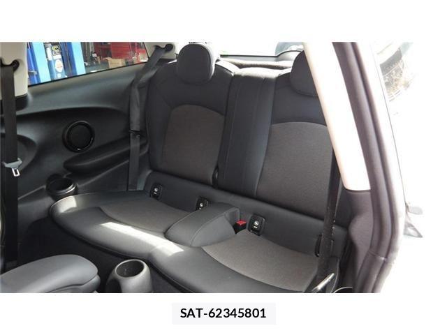 Bmw MINI 2018-12 3765929-13