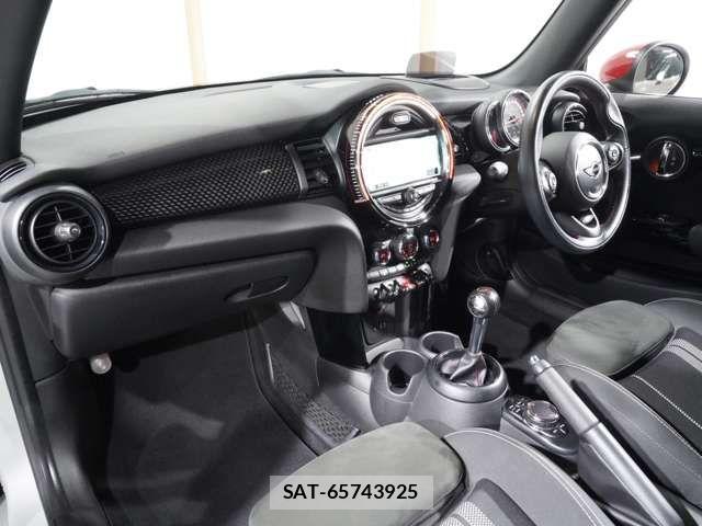 Bmw MINI 2018-01 7499709-14