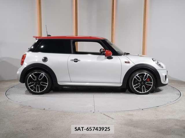 Bmw MINI 2018-01 7499709-22