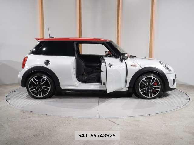 Bmw MINI 2018-01 7499709-23