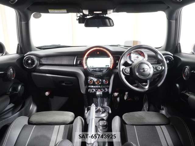 Bmw MINI 2018-01 7499709-3