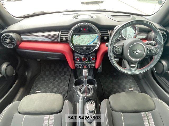 Bmw MINI 2016-10 8364949-1